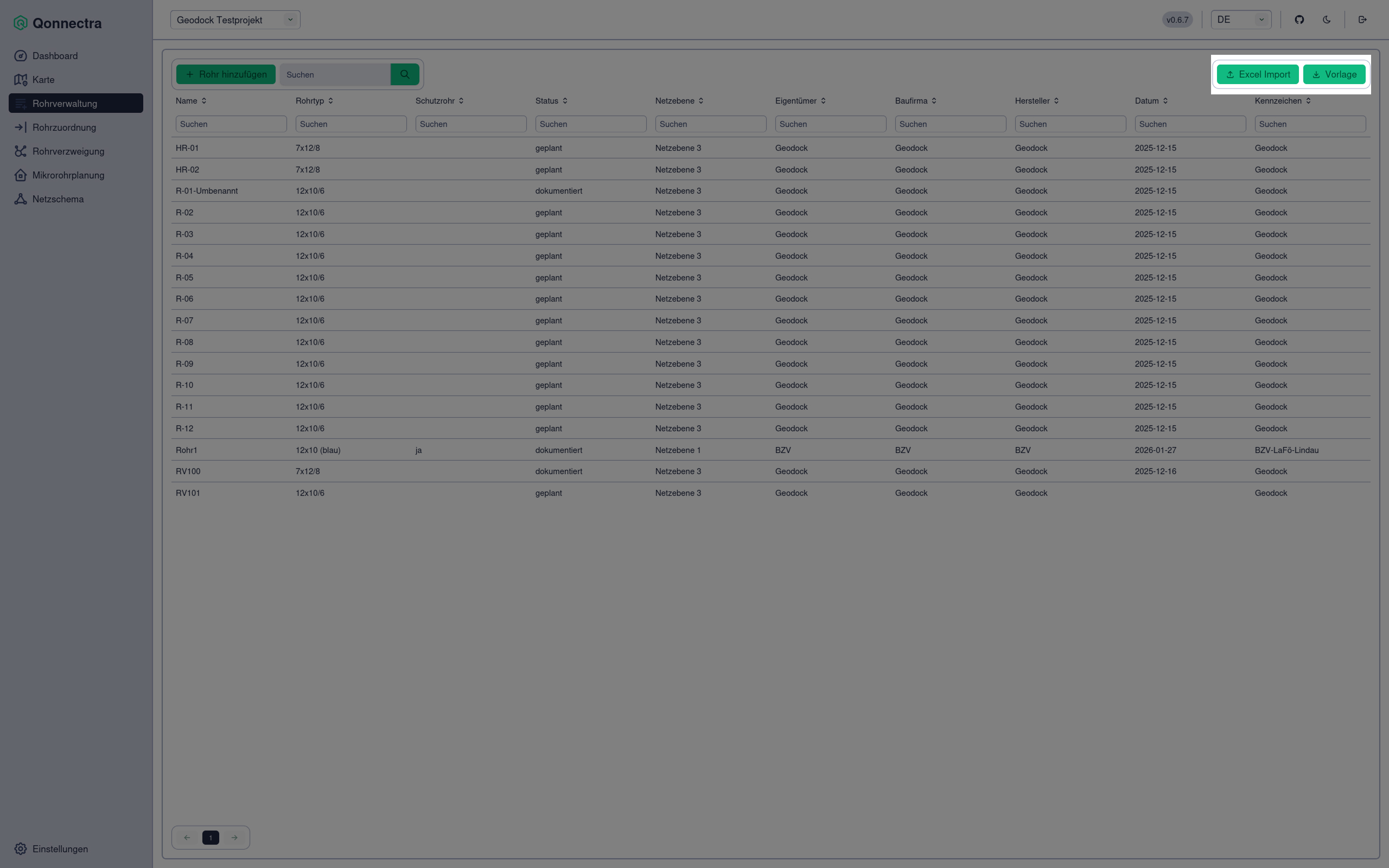 Screenshot mit Hervorhebung der beiden Button Excel-Import und Vorlage